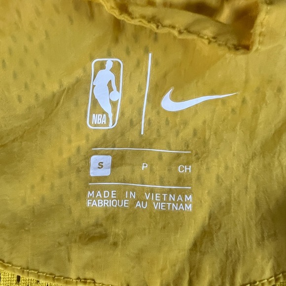Los Angeles Lakers Windbreaker Jacket Mens Small Yellow Nike Basketball Team NBA - Picture 9 of 14